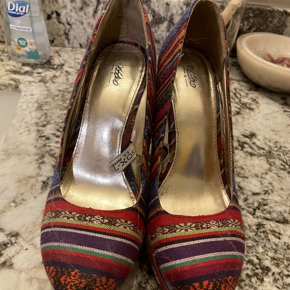 Platform Wedges - Picture 2 of 3